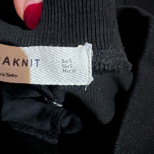 Zara sportswear with elastic band like new, black