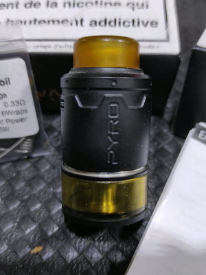 Vandy Vape Pyro V3 RDTA 24mm μεταχειρισμένο, μαύρο