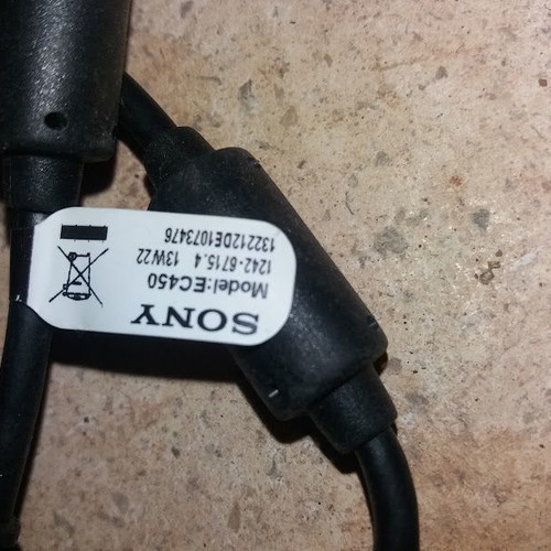 Sony USB 2.0 to micro USB cable black 1m new