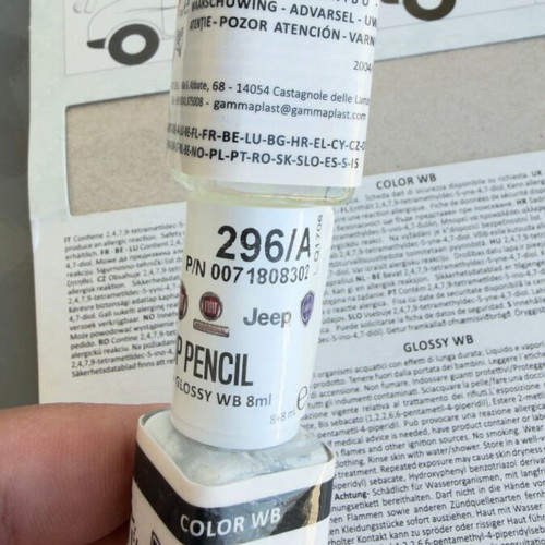 Touch Up Kit for Alfa Romeo, Fiat, Jeep 296/A like new