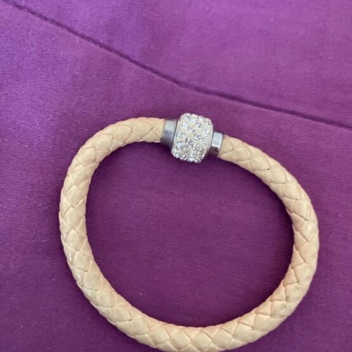Bracelet with Magnetic Clasp new, beige and silver