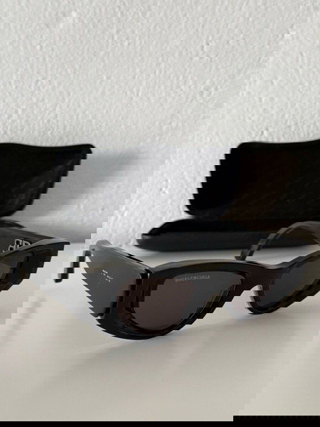 balenciaga unisex sunglasses