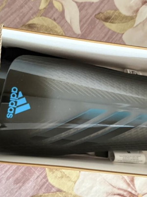 Football shinguards with box, unused