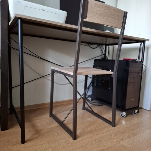 Computer desk with metal frame