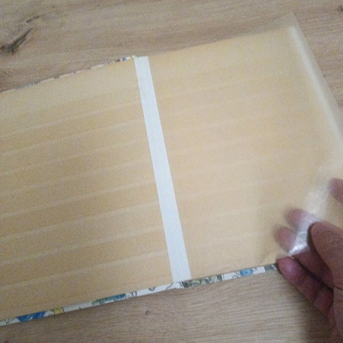 Stamp album like new with 16 pages