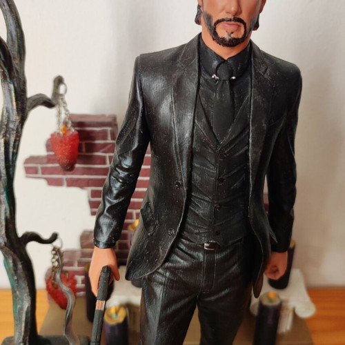 John Wick Chapter 2 collectible statue action figure like new