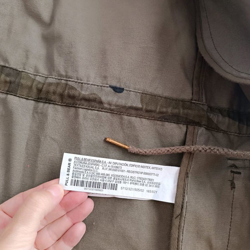 Military cotton mid-length jacket Pull & Bear like new, black and green