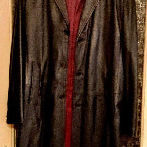Men's coat made of genuine Napa leather size Medium like new