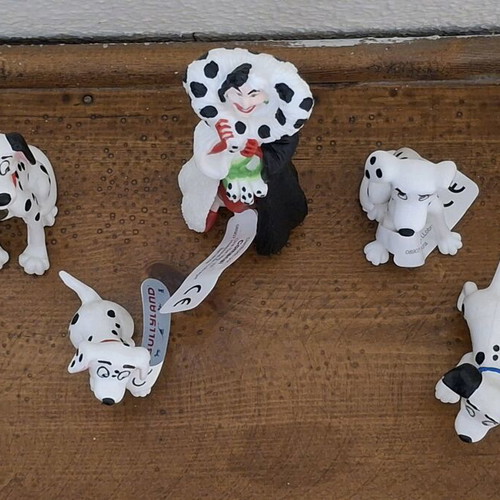 Set of 7 Disney 101 Dalmatians PVC figures like new