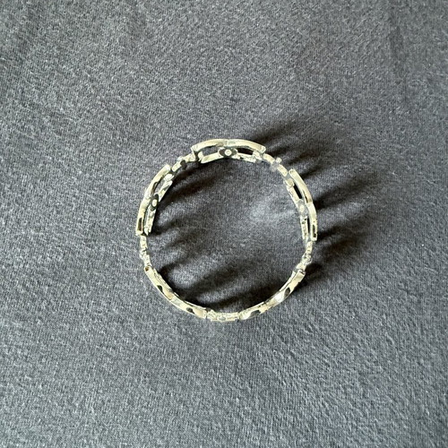 Guess women's bracelet silver, like new, diameter 7cm