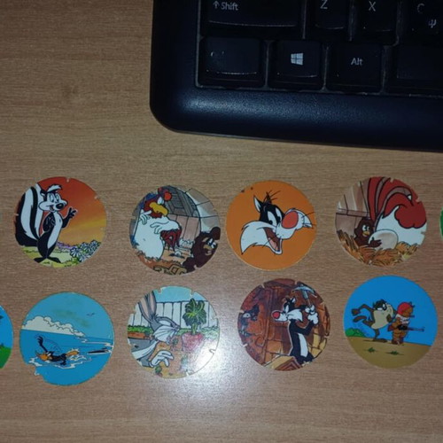 Looney Tunes tapes used, pack of 72