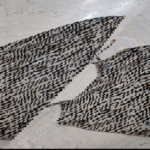 Μπλουζάκι τιγρέ σαν καινούργιο, βελούδινο, μέγεθος M