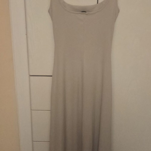 Pink Woman long beige dress like new, size S