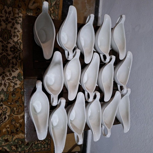 Vintage McNicol China Gravy Boats pack of 16, like new, ironstone porcelain
