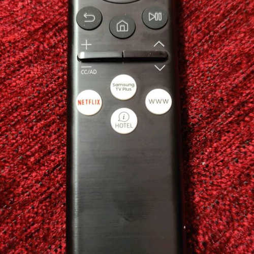 Samsung Smart Control BN59-01426A remote new with solar panel and USB-C charging