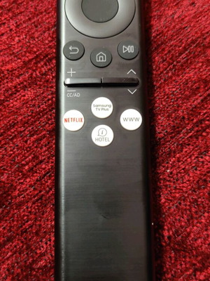 Дистанционно Samsung Smart Control BN59-01426A ново със соларен панел и USB-C зареждане