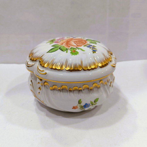 Herend Hungary Bonbonniere Petite Rose model 6046 mint condition