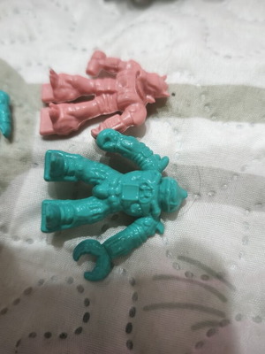 Teratomaxoi Laki Kap figures pack of 3 like new
