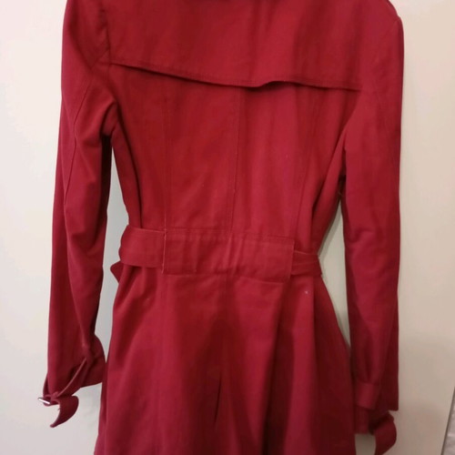 Women's trench coat like new, velvet texture, burgundy color