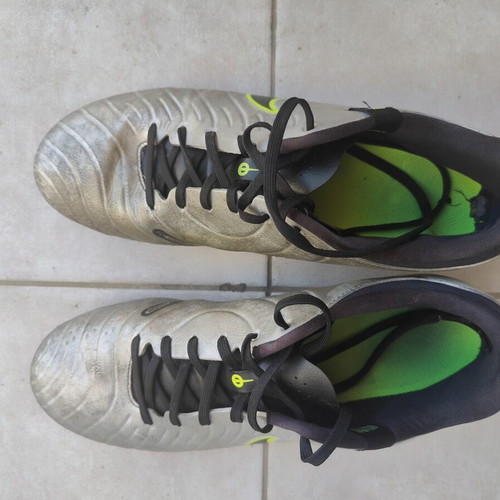Nike Tiempo Legend 10 football shoes size 45.5 used