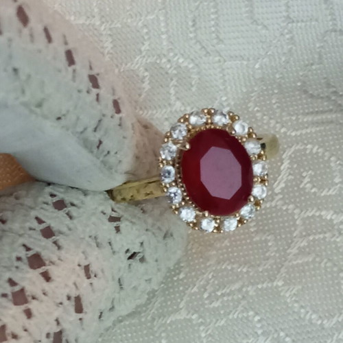 Rosette ring with zircon vintage faux, like new