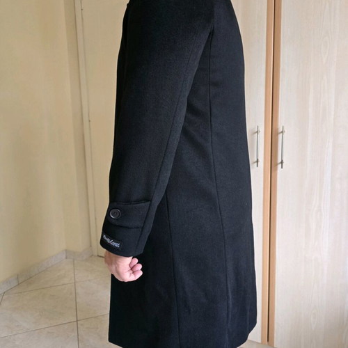 Black coat Berto Lucci like new