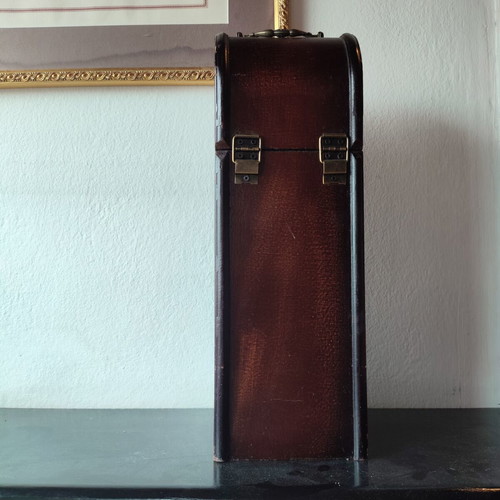 Wooden wine bottle case used