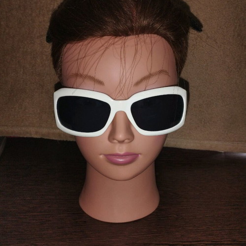 Women's sunglasses like new, white