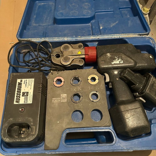 Cordless Crimping Tool PressMax 2pcs used, with charger and jaws