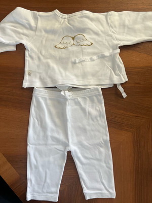 Marie Chantal 100% cotton set white 6 months like new