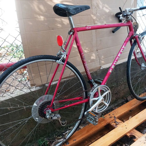 Peugeot 103 Sport Vintage Road Bike used, 10 speeds, 27 inch wheels