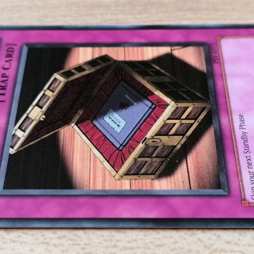 Yu-Gi-Oh! Solomon's Lawbook Trap Card near mint, 2002 Common