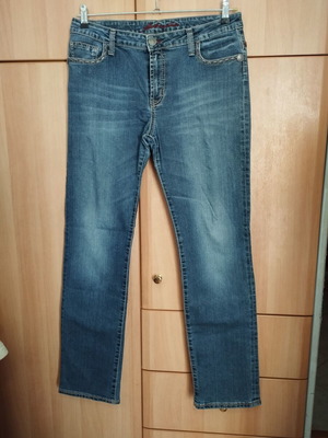 Jeans used, straight fit, size S and M, blue