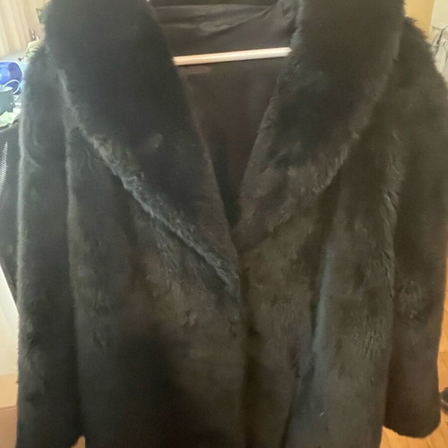 Faux fur coat black, like new, size XL & XXL