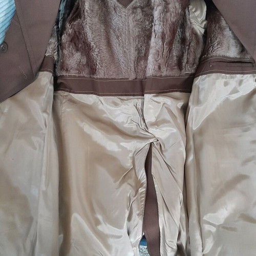 Unisex trench coat like new with fur on shoulder brown Greek made