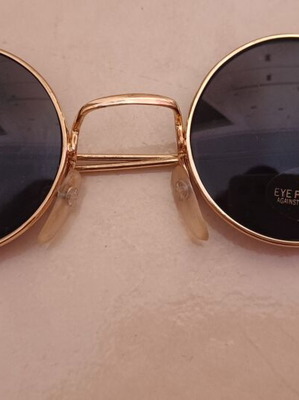 Sunglasses like new, black, with cases