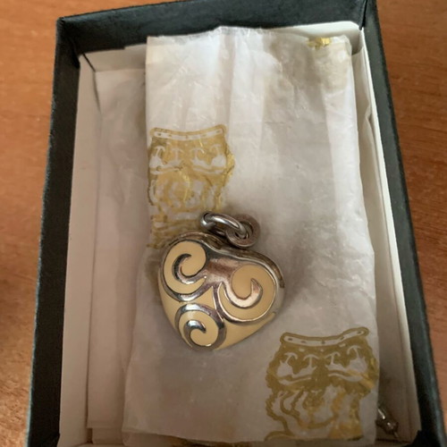 Folli Follie heart-shaped silver jewelry like new