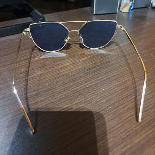 Mirror Sunglasses with Pink Gold Lenses and Gold Metal Frame like new