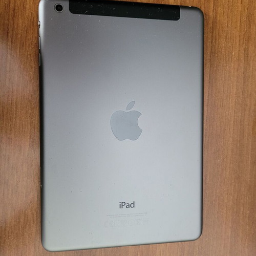 Apple iPad mini 2 Wi-Fi Cellular 32GB space grey like new with screen protector