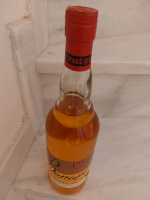 Liquer Banane Tsotras new vintage