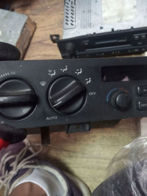 Jeep Grand Cherokee air conditioning control used