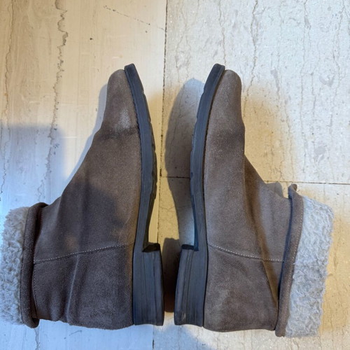 Women's suede boots with fur like new, size 42, beige