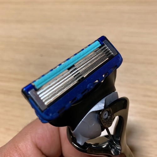 Gillette Fusion ProGlide razor with FlexBall technology and metal handle new