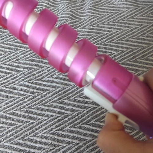 Portable hair curler like new