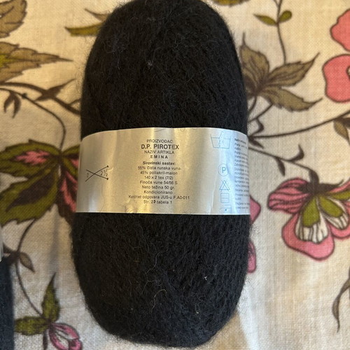 Pirotex Emina yarn new, pack of 20 black wool acrylic
