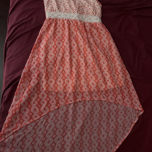 Girls' asymmetrical dress size 9 years New Kind, like new, white and red