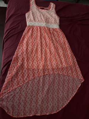 Girls' asymmetrical dress size 9 years New Kind, like new, white and red