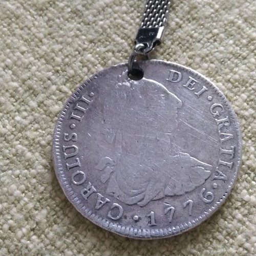 Keychain with 1776 coin like new
