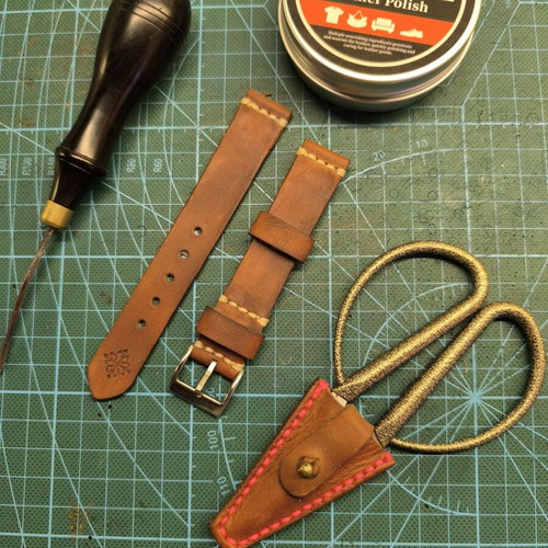 Handmade leather watch strap custom order, beige and brown