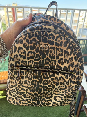 Guess backpack leopard print μεταχειρισμένο, μαύρο και καφέ